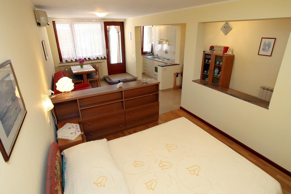 Apartman Lovely Sea View Bj *